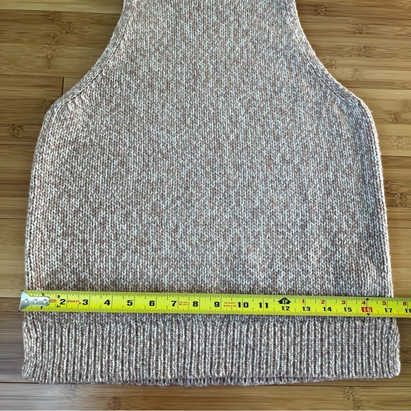 Madewell Wool Blend Turtleneck Cutaway Sweater-Vest Tan Cream - Medium - Picture 10 of 13